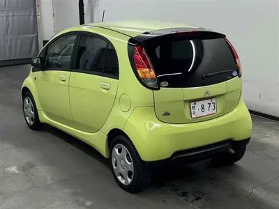 Mitsubishi I