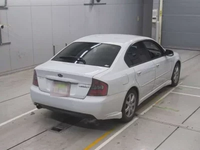 Subaru LEGACY B4