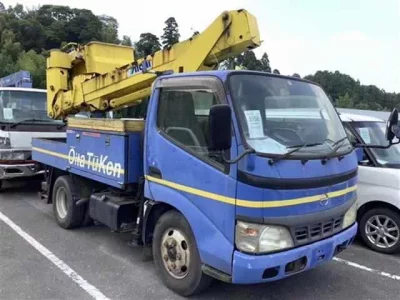 Hino TRUCK