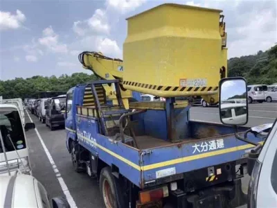Hino TRUCK