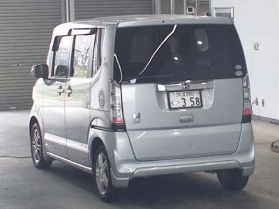 Honda N BOX