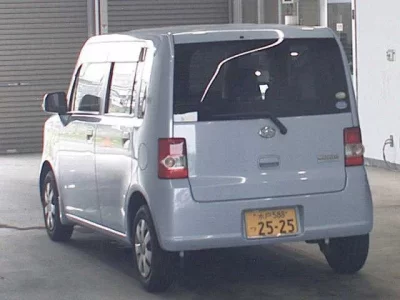 Daihatsu MOVE CONTE