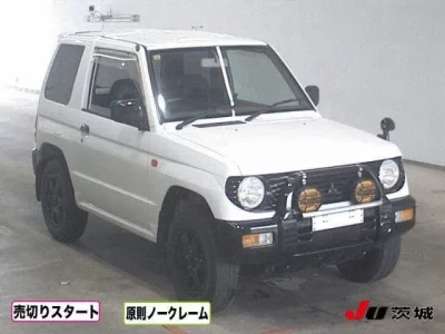 Mitsubishi PAJERO MINI