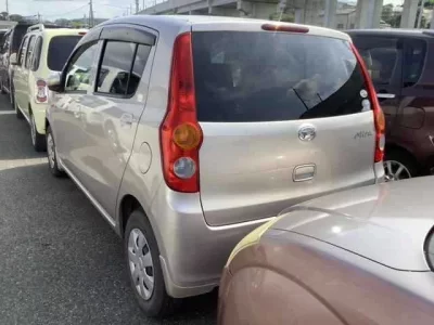Daihatsu MIRA