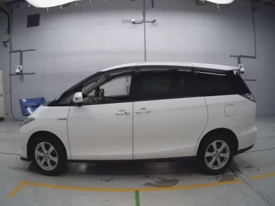 Toyota ESTIMA HYBRID