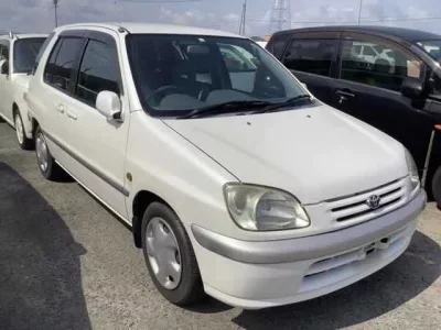 Toyota RAUM