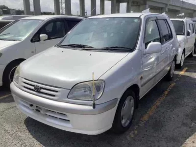 Toyota RAUM