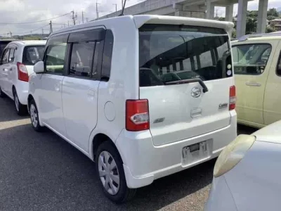 Daihatsu MOVE CONTE