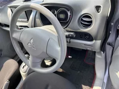 Mitsubishi I