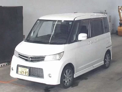 Nissan ROOX