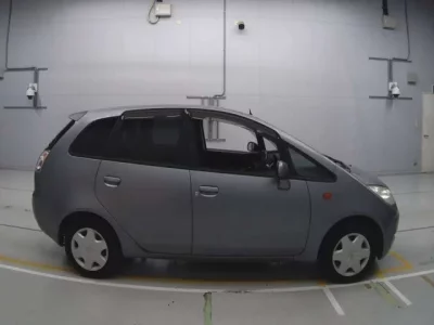 Mitsubishi COLT PLUS