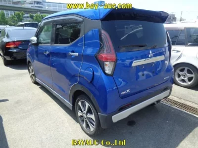 Mitsubishi EK X