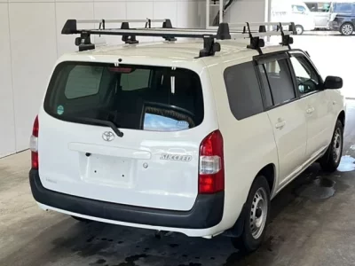 Toyota SUCCEED