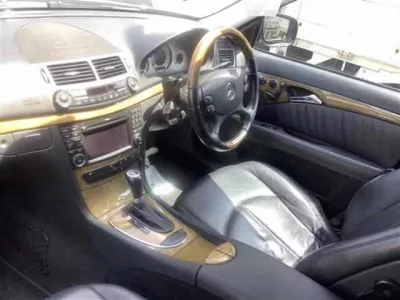 Mercedes-Benz E CLASS WAGON