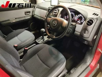 Mazda VERISA