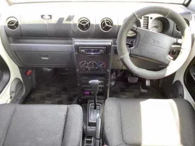 Daihatsu NAKED