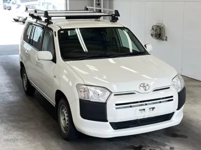 Toyota SUCCEED