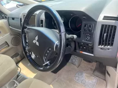 Mitsubishi DELICA D5