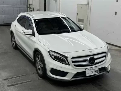 Mercedes-Benz GLA CLASS