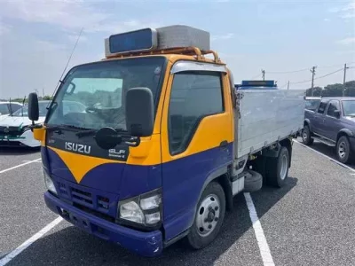Isuzu ELF