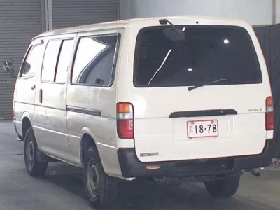 Toyota HIACE VAN