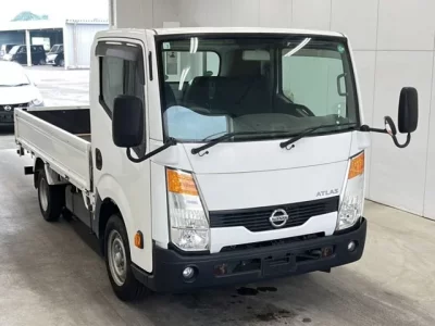 Nissan ATLAS