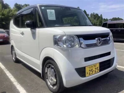 Honda N BOX SLASH
