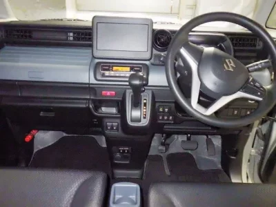 Suzuki SPACIA BASE