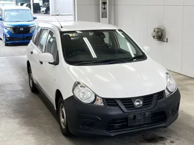 Nissan AD