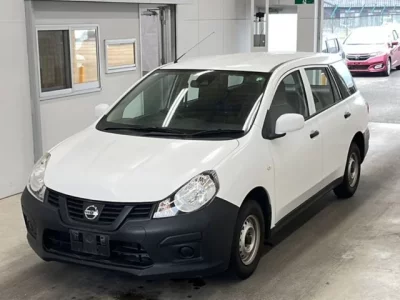 Nissan AD