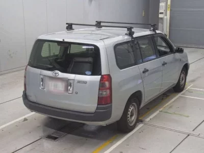 Toyota SUCCEED