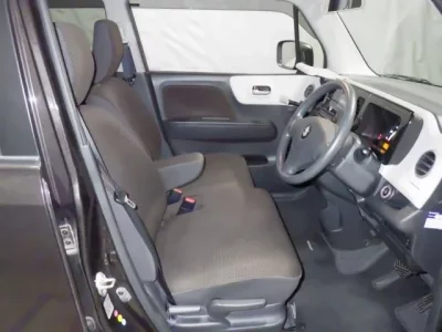 Suzuki MRWAGON