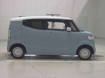 Honda N BOX SLASH