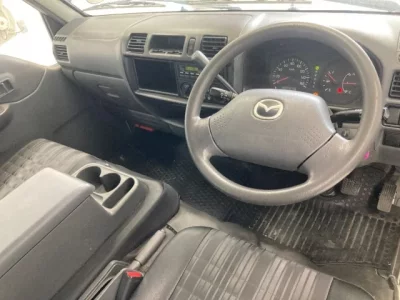 Mazda BONGO VAN