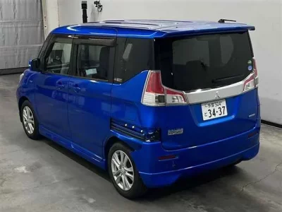 Mitsubishi DELICA D2