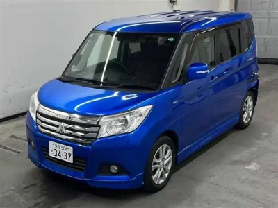 Mitsubishi DELICA D2