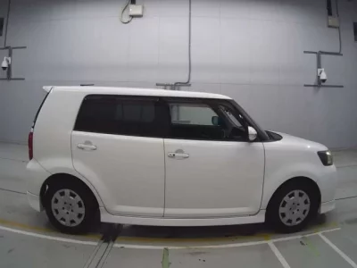 Toyota COROLLA RUMION