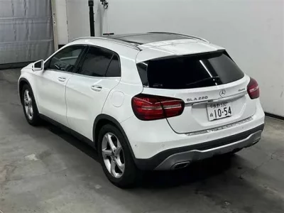 Mercedes-Benz GLA CLASS