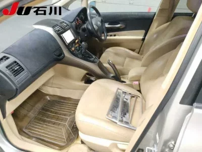 Toyota BLADE