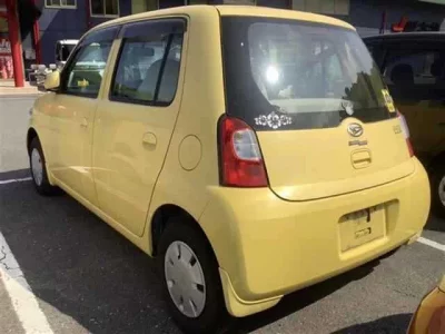 Daihatsu Esse