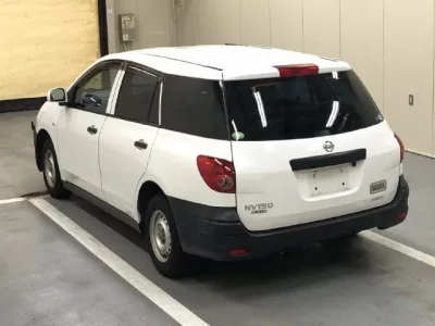 Nissan AD