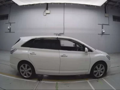 Toyota MARK X ZIO
