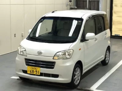 Daihatsu TANTO EXE