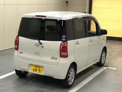 Daihatsu TANTO EXE