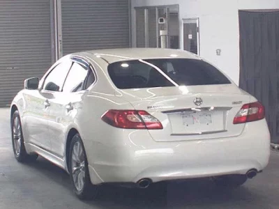 Nissan FUGA
