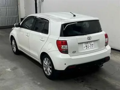 Toyota IST