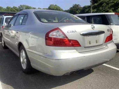 Nissan CIMA