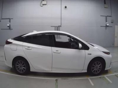 Toyota PRIUS PHV