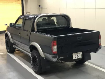 Nissan DATSUN PICKUP