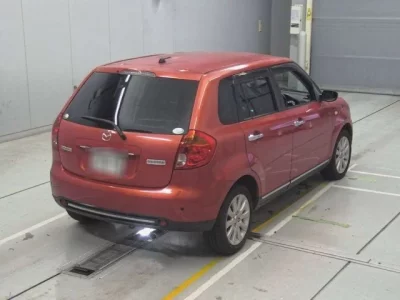 Mazda VERISA